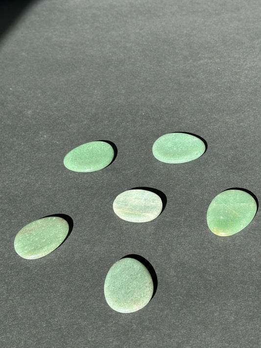 Green Aventurine Thumb Stone